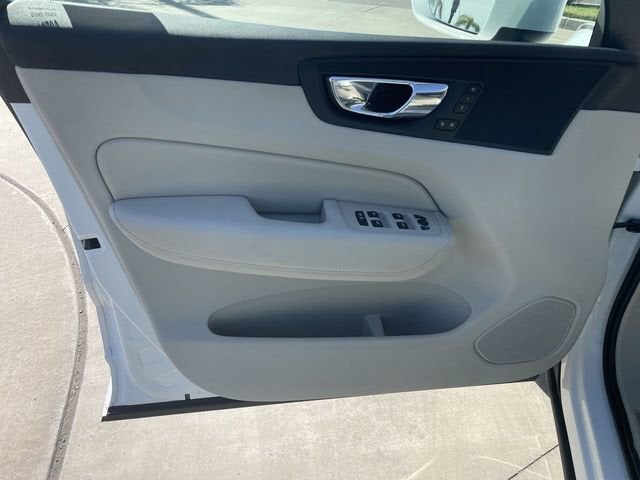 2019 Volvo XC60 T5 Momentum