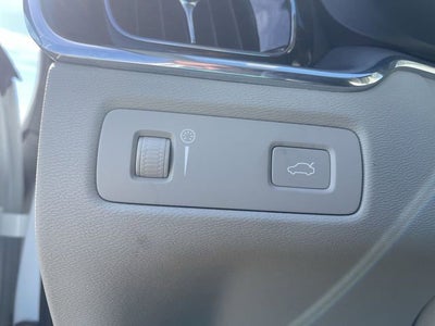 2019 Volvo XC60 T5 Momentum